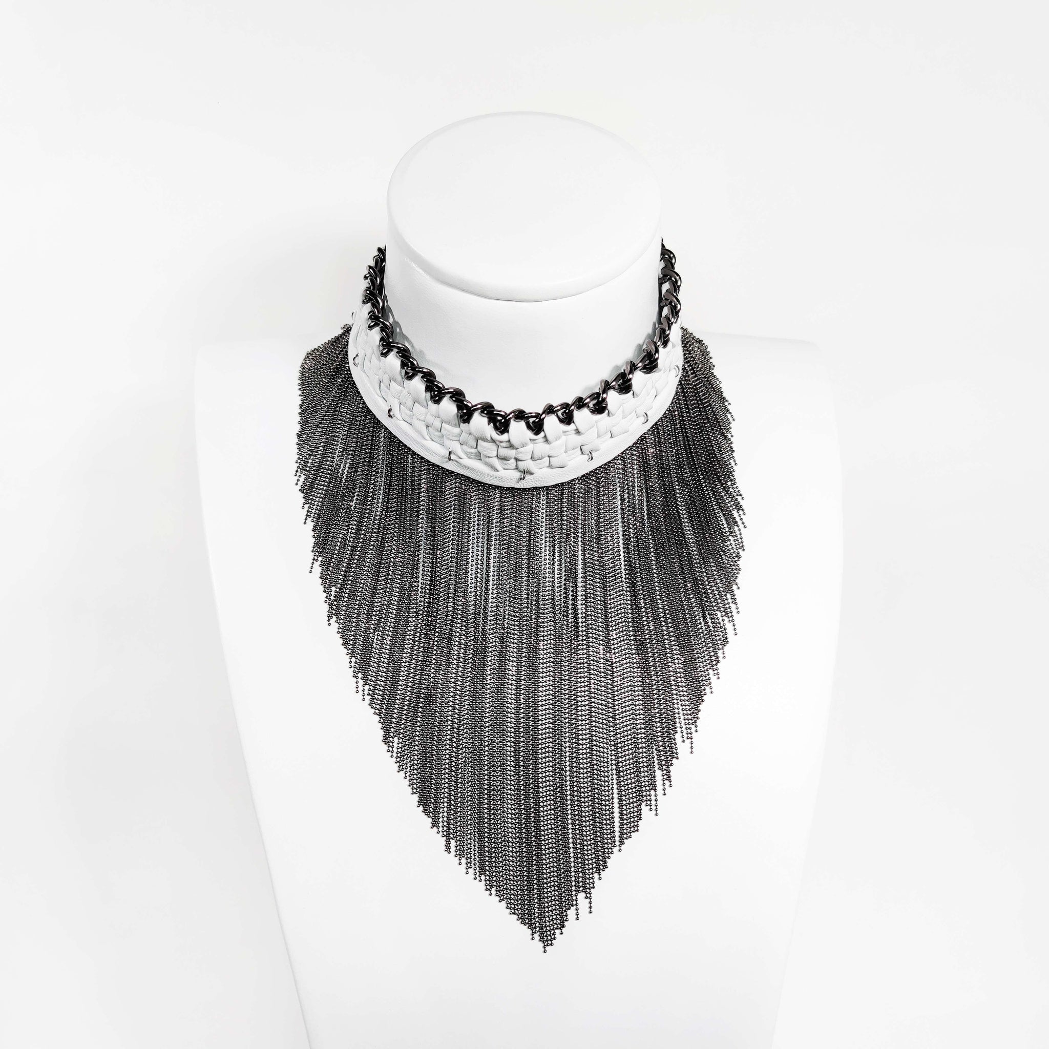 Axinia Short Braided Leather Chocker